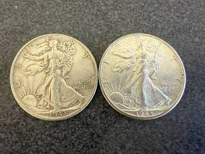 lot 90 image: 1943 Walking Liberty Half Dollars