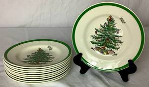 lot 75 image: Vintage Spode Christmas Tree 10 Dessert Plates