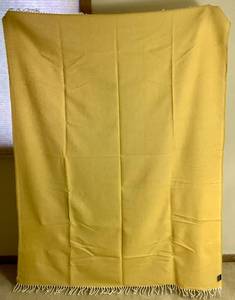 lot 108 image: Faribault Woolen Mill 100% Virgin Wool Blanket 53 x 69 - Goldenrod