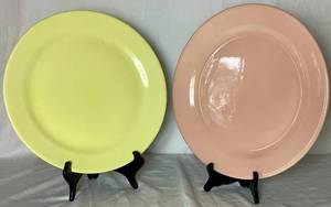 lot 6 image: Set of 2 Vintage Lu-Ray Pastels 14 Round Platters (Pink and Yellow)