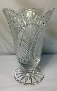 lot 18 image: Waterford Crystal Seahorse 10 Vase