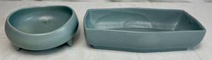 lot 33 image: Red Wing Pottery Bowl with Three Legs M-5011 and 5019 Planter