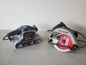 lot 34 image: Craftsman Belt Sander and Skill Saw in Working Condition