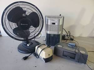 lot 101 image: Electronic Lot With a Comfort Zone Fan, Vintage Boston Pencil sharpener, I Home Sound System, and Small room Size Humidifier