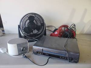 lot 106 image: Sound Machine, Fan, Dirt Devil and VHS Tape Player