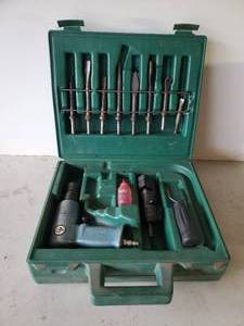 lot 151 image: Chicago Pneumatic with Case Works as it should