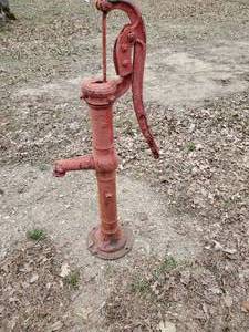 lot 224 image: Fairbanks Morse & Co. Water Pump with Great Color - Free Standing NOTICE Buyer is responsible for Loading and Removal 