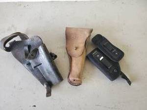 lot 234 image: Vintage U.S Leather Gun Holsters Enger-Kress and 2 knife Clip on Sheaths