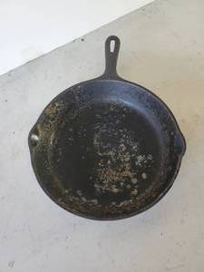 lot 247 image: Awesome Wagnerware Cast Iron Pan