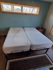lot 258 image: King Size Adjustable Bed  both Sides Raise and Lower separately both at the Head and Foot Of Bed NOTICE Buyer is responsible for Loading and Removal 
