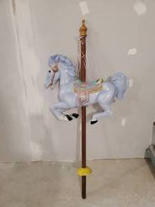 lot 275 image: Gorgeous Ceramic Carousel Horse With Great Color and shine