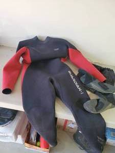 lot 303 image: Guardian-1 Wet Suit in good condition with Wet suit Boots and Carry Case