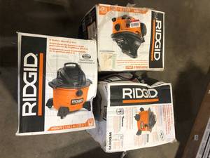 lot 40 image: Lot of Assorted Ridgid WetDry Shop  Vacs Various Models and Conditions Customer Returns See Pictures