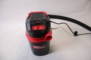 lot 4 image: Hyper Tough 1.5 Gallon 2 Peak HP WetDry Vacuum Cleaner