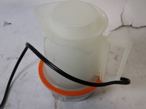 lot 10 image: Vintage Electric Milk Frother with Cable