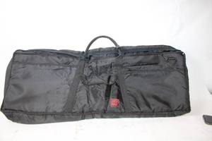 lot 41 image: Pro Pak Black Padded Equipment Bag with Handles