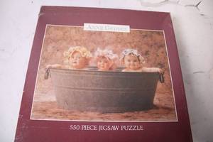 lot 56 image: Anne Geddes 550 Piece Jigsaw Puzzle featuring Baby Trio in Tub