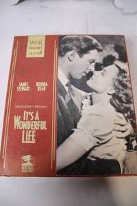 lot 57 image: Special Edition Its a Wonderful Life Collectors Set