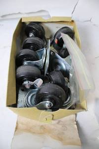 lot 69 image: Box of Assorted Heavy-Duty Swivel Casters with Brakes