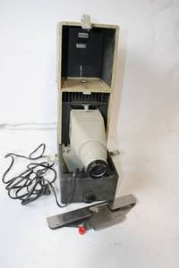 lot 71 image: Vintage Polaroid 610 Slide Projector with Case