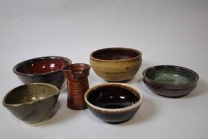 lot 75 image: Set of 6 Handcrafted Ceramic Pottery Bowls and Jug