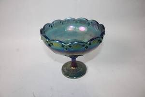 lot 98 image: Vintage Iridescent Blue Carnival Glass Compote
