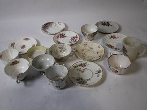 lot 101 image: Vintage Porcelain Teacup and Saucer Collection