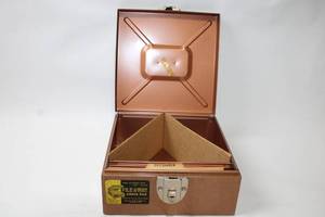 lot 141 image: Vintage File-A-Way Check File Box with Key