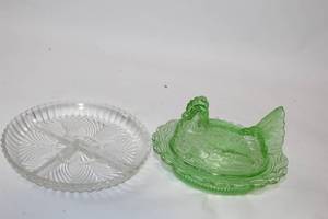lot 162 image: Vintage Glass Hen on Nest Dish and Divided Clear Glass Plate