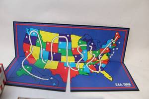 lot 171 image: USA Trivia Board Game with Question Cards