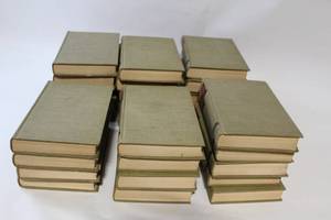 lot 184 image: Complete Set of Vintage New Funk & Wagnalls Encyclopedias - 30 Volumes