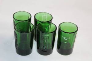 lot 191 image: Set of 5 Vintage Green Glass Shot Glasses
