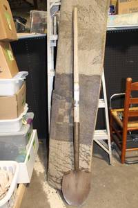 lot 213 image: Used Rusty Shovel with Wooden Handle