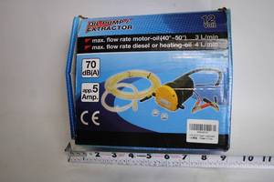 lot 228 image: 12V Oil Pump Extractor Kit with Accessories