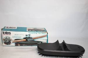 lot 267 image: Totes Automatic Revolving Tie Rack with Original Box