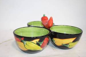 lot 276 image: 3-Section Ceramic Condiment Dish with Pepper Design