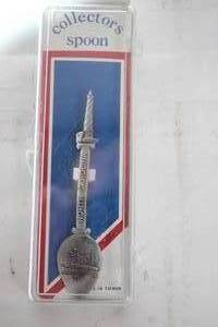 lot 286 image: North Carolina Collectors Spoon in Original Packaging