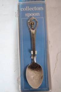 lot 293 image: Vintage Collectors Spoon with Embossed Design