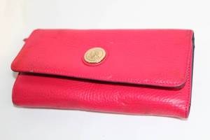 lot 324 image: Tommy Hilfiger Pink Leather Wallet