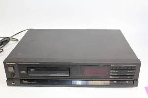 lot 338 image: Technics Multi Compact Disc Player SL-P400C with 6 Disc Magazine