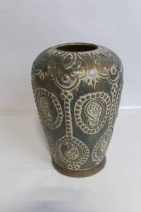 lot 369 image: Vintage 11-inch Ceramic Vase with Ornate Design