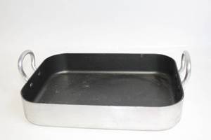 lot 376 image: Heavy-Duty Aluminum Roasting Pan with Handles