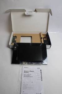 lot 381 image: Sony S-Frame 10.2 Digital Photo Frame with LED Display