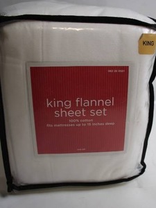 lot 392 image: King Flannel Sheet Set 100% Cotton