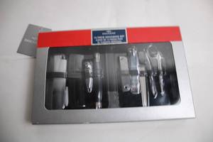 lot 395 image: Dockers 10 Piece Grooming Set for Personal Care