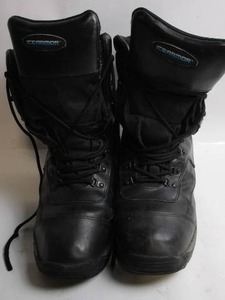 lot 423 image: Icearmor Black Leather Insulated Boots - Size 13