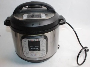 lot 468 image: Used Instant Pot Duo 7-in-1 Electric Pressure Cooker