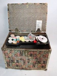 lot 471 image: Vintage Deco Trunk with Sewing Supplies