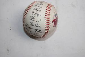 lot 488 image: Minnesota Twins Team Signed Baseball with Multiple Signatures