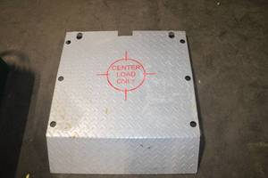 lot 496 image: Heavy Duty Steel Loading Ramp Cover with License Plate Space